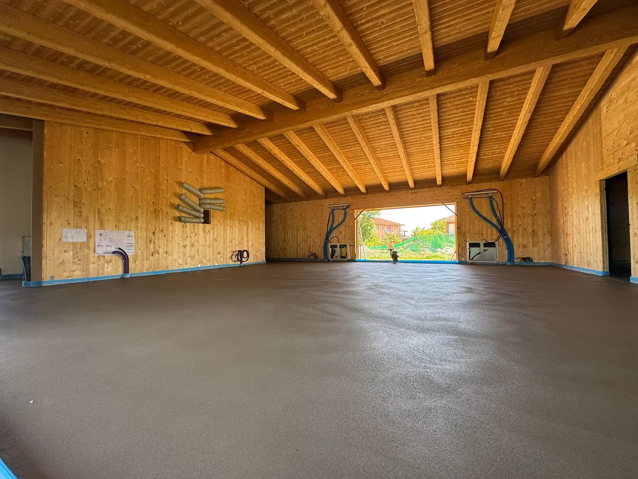 Massetto realizzato da SM Sottofondi in un'abitazione con struttura in legno